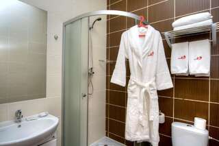 Отель Fire Inn Киев Улучшенный номер-студио-8